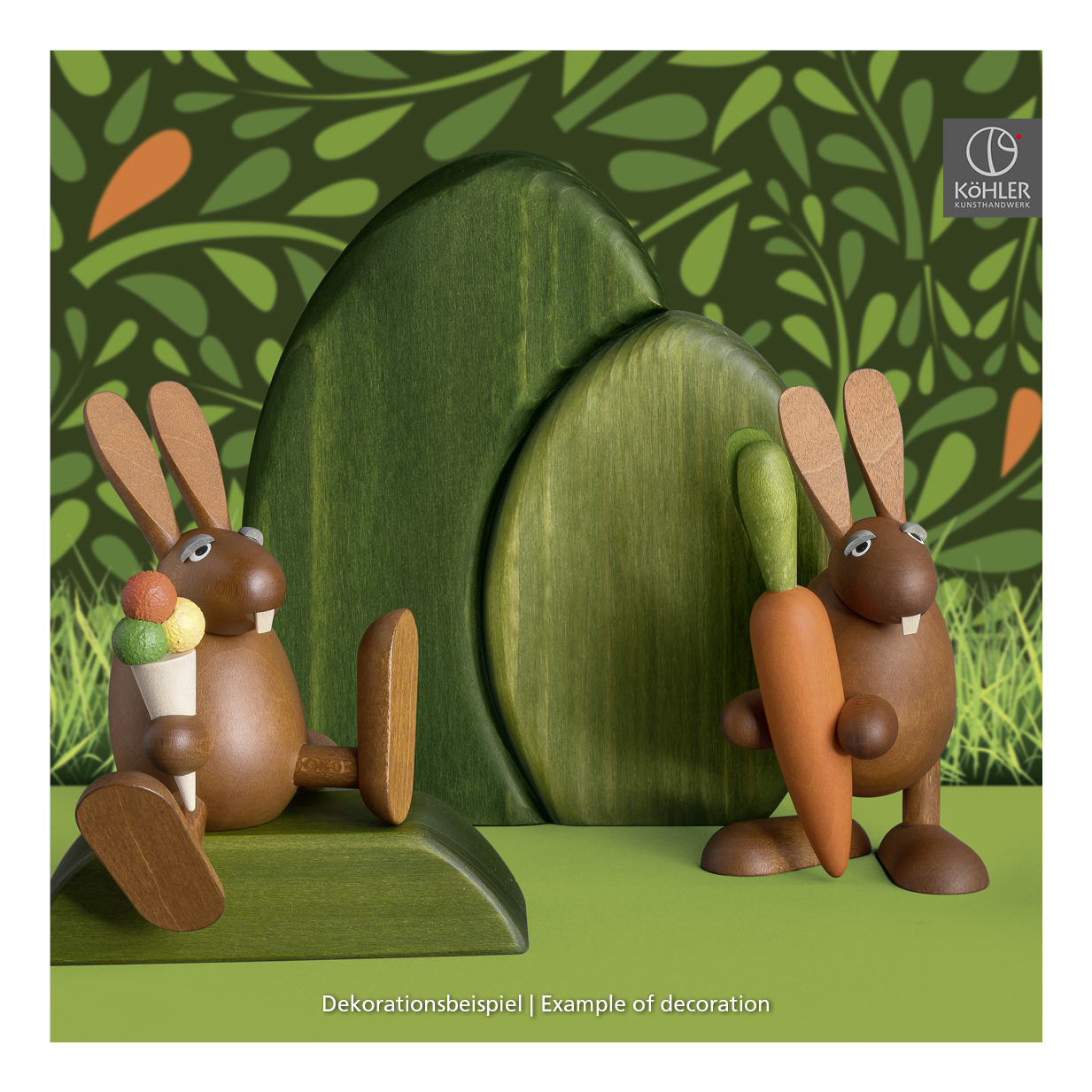 Osterhase mit Eistüte und Grashügel