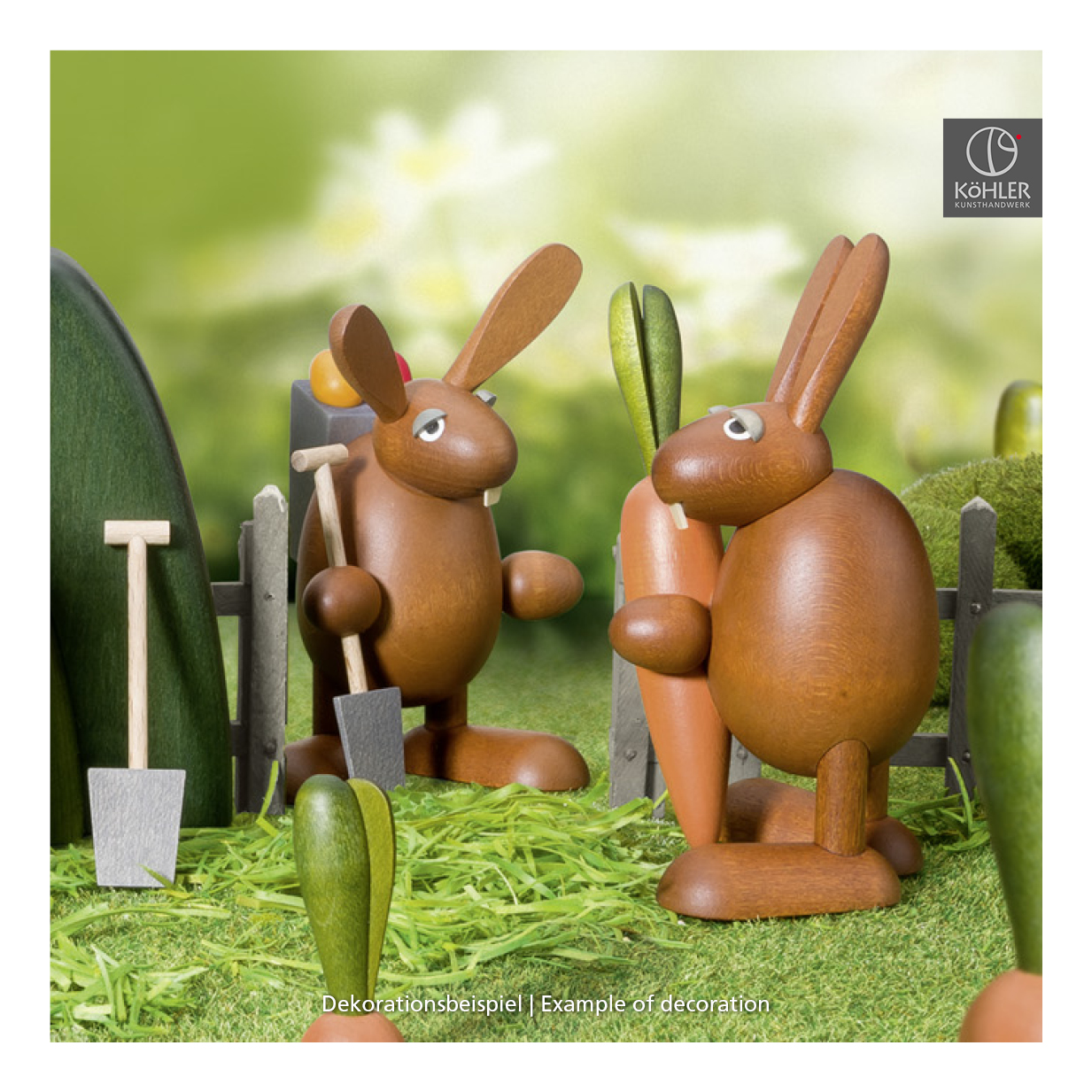 Osterhase mit Mohrrübe